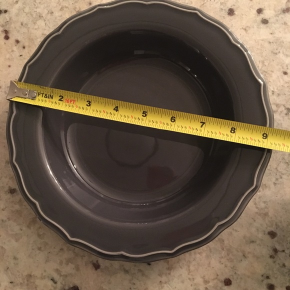 WILLIAMS SONOMA DISH SET!! - Picture 8 of 8